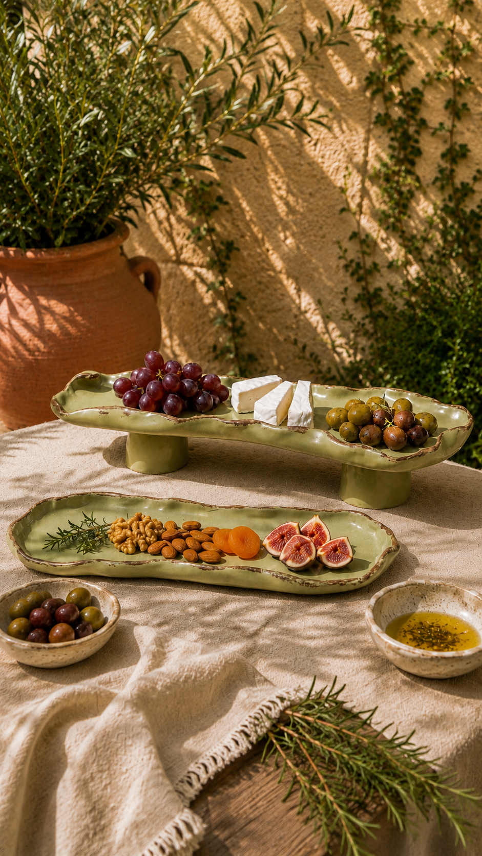 Terra set of two oval plates