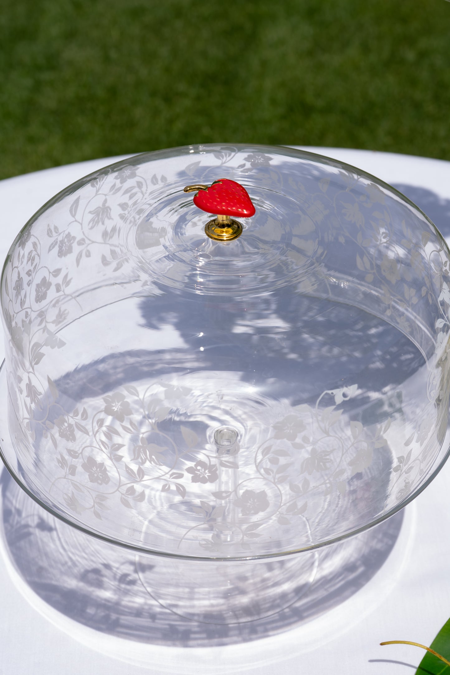 Blown glass Strawberry cake plate