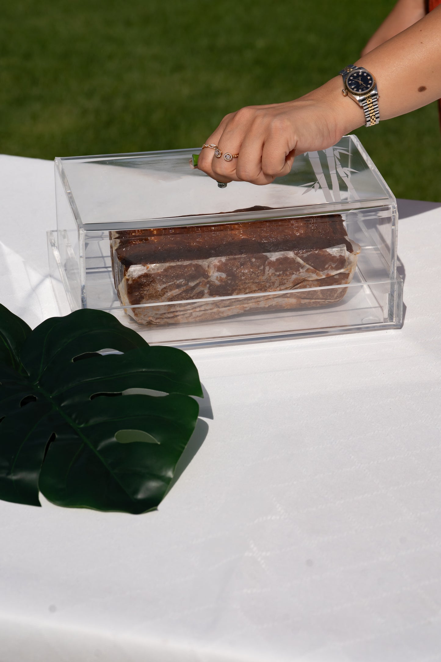 Bamboo Cake Tray With Cover