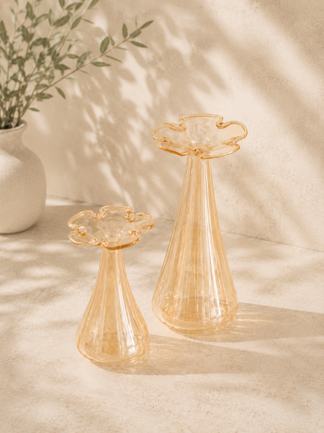 Glass flower vase