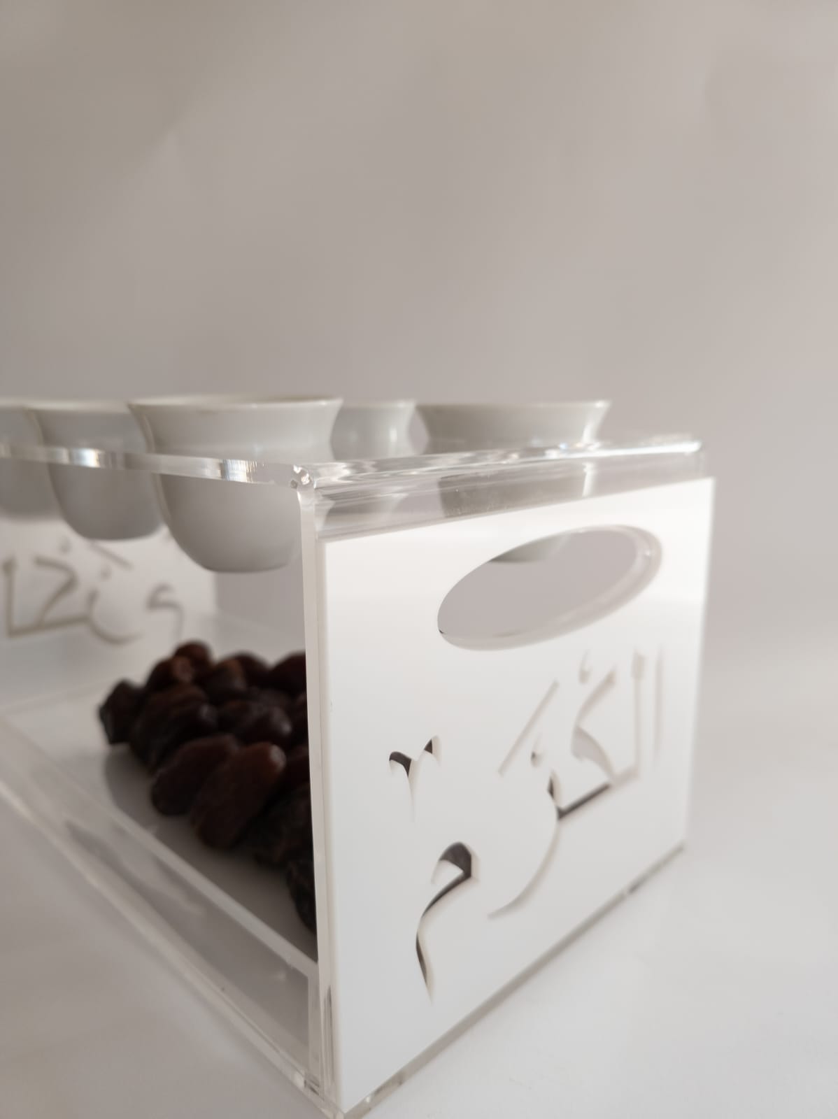 Plexiglass arabic coffee cups holder