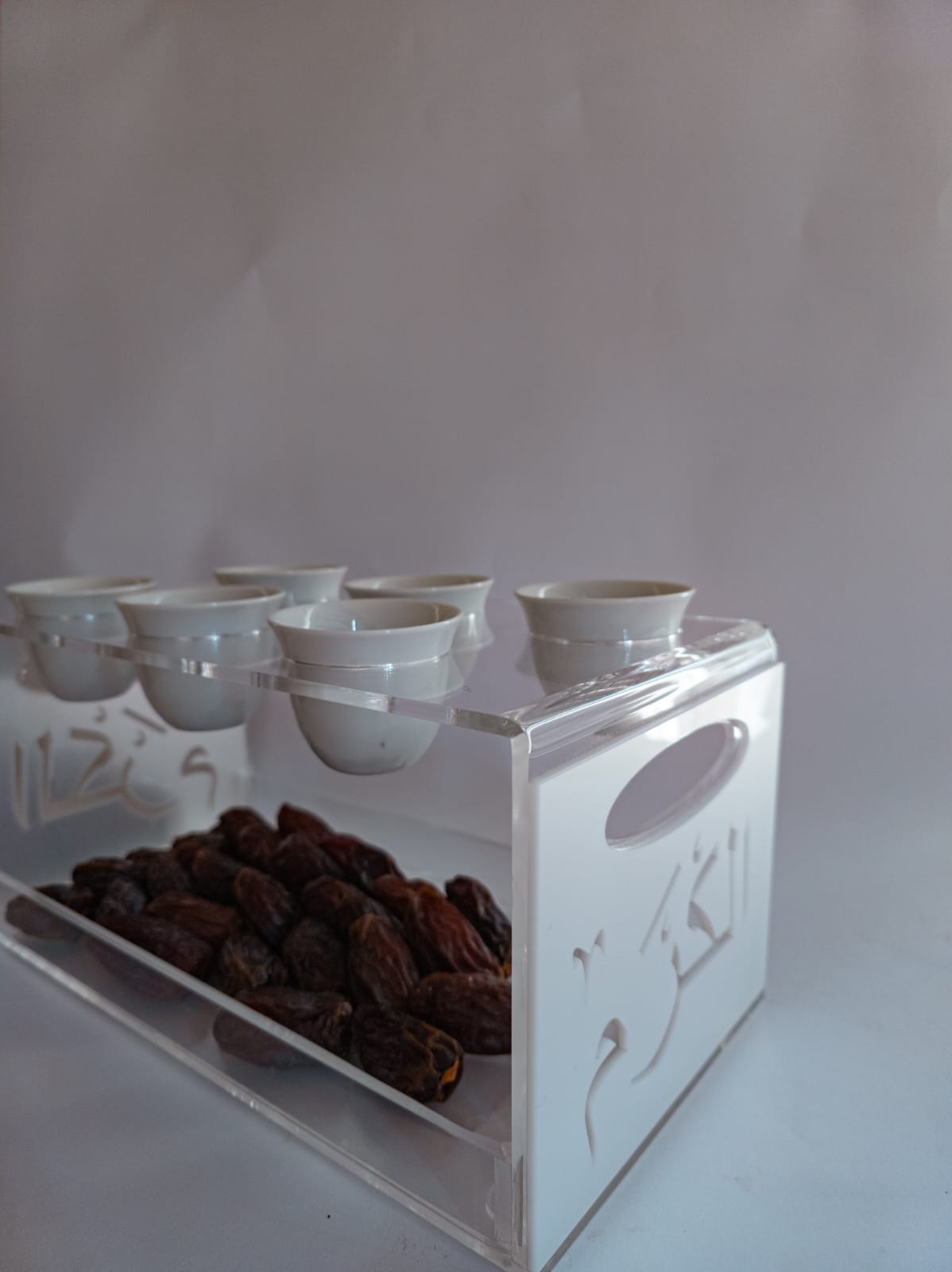 Plexiglass arabic coffee cups holder
