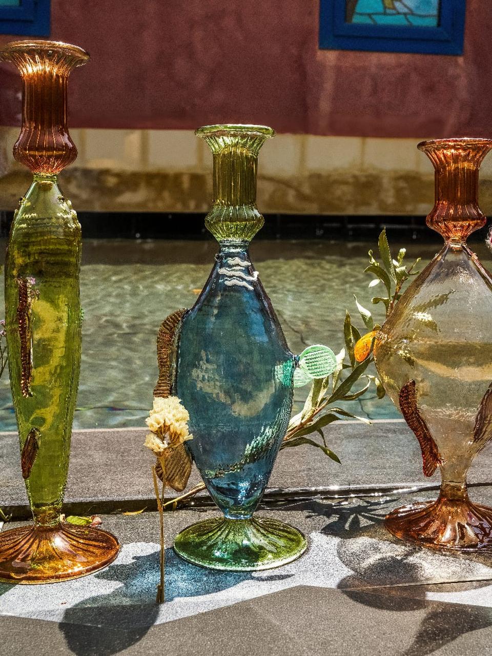 Glass fish candle holder