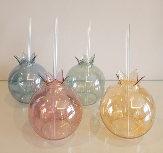 Set of 4 pomegranate glasses with straws