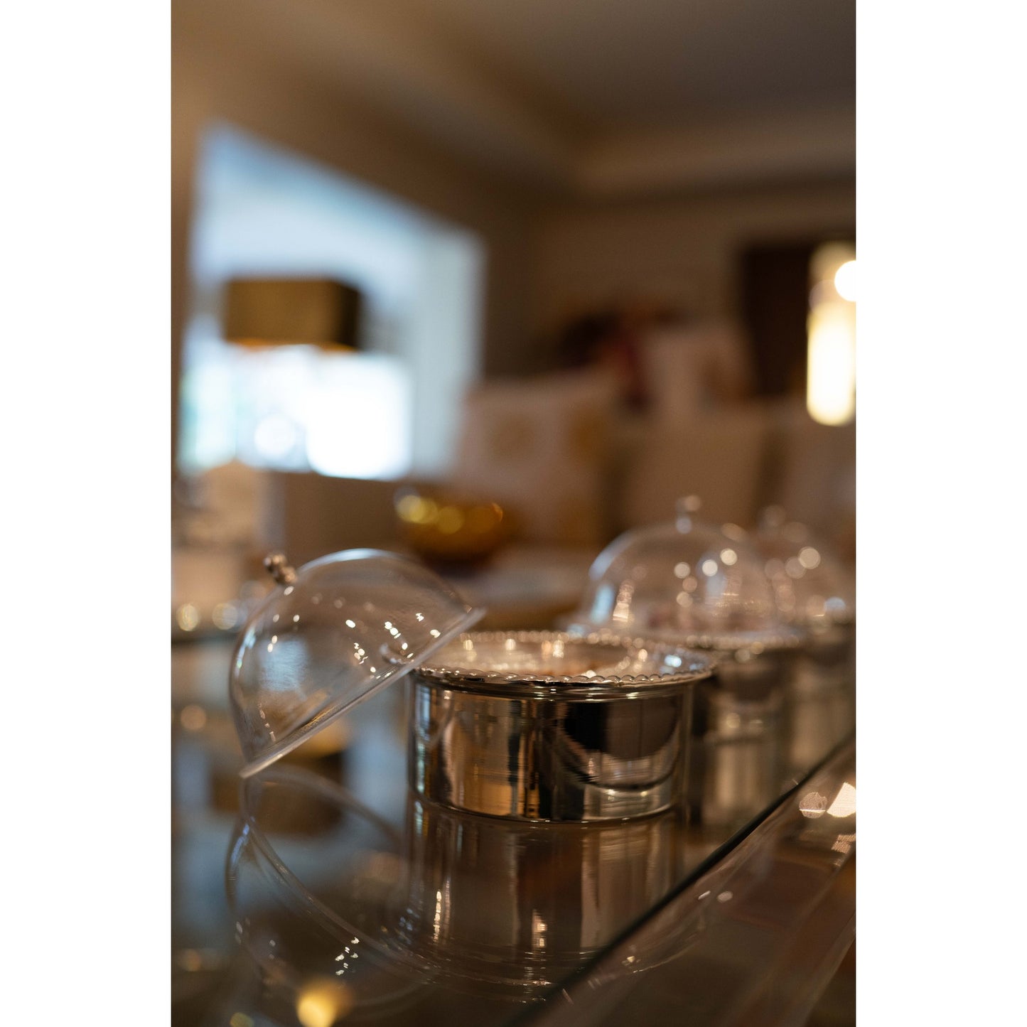Silver bowl with plexi cover